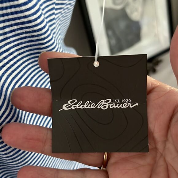 🛍️ 2/20
Eddie Bauer Layering Camisole Clematis Blue Strap - Picture 3 of 8